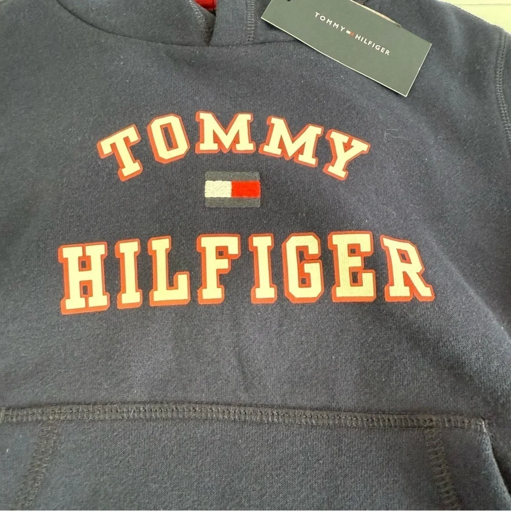 Tommy Hilfiger classic navy